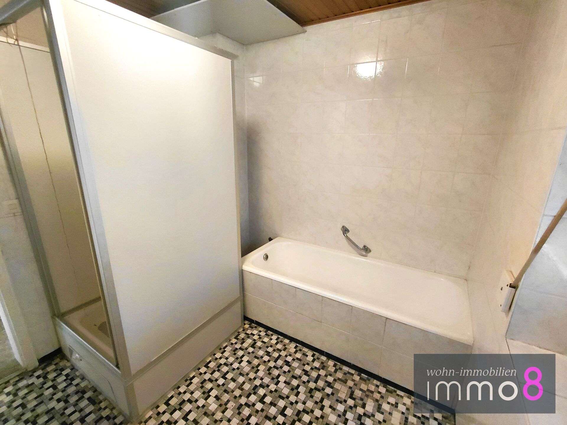 Immobilie in Schrobenhausen - Leere Leinwand für Ihr neues Zuhause – Doppelhaushälfte in Schrobenhausen - Bild 5