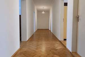 Attraktive 3-Zimmer Dachgeschoßwohnung in stilvollem Altbau – Die vollständige Adresse der Immobilie erhältst du vom Anbieter., 80687 Friedenheim, München – Vorschaubild 11