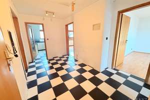 Dachgeschosswohnung mit Renovierungsbedarf und viel Potenzial in Maxvorstadt-München – Die vollständige Adresse der Immobilie erhältst du vom Anbieter., 80798 Josephsplatz, München – Vorschaubild 7