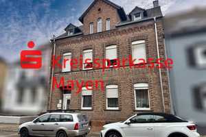 Attraktive und solide Kapitalanlage mit drei Wohneinheiten in Polch – Mayen-Koblenz (Kreis) – Vorschaubild 1