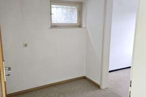 Wohnhaus mit Zwei-Zimmer-Einliegerwohnung in sehr schöner Süd-Wohnlage mit Fernsicht – 74081 Klingenberg, Heilbronn – Vorschaubild 41