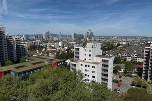 Exklusive Etagenwohnung in Frankfurt: 3,5 Zimmer mit Pool & Sauna – 60598 Sachsenhausen-Süd, Frankfurt am Main – Vorschaubild 13