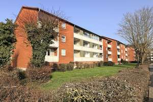 Vermietete 2 Zimmer Wohnung in gepflegtem Zustand zu verkaufen