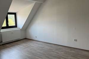 Charmante Dachgeschosswohnung im 2. Obergeschoss– großzügiges Wohnen im beliebten Stadtosten – 93055 Ostenviertel, Regensburg – Vorschaubild 6