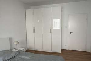Schöne 2-Zimmer-Wohnung mit Balkon direkt in Düsseldorf-Oberkassel, nur wenige Schritte vom Rhein – Die vollständige Adresse der Immobilie erhältst du vom Anbieter., 40545 Oberkassel, Düsseldorf – Vorschaubild 4