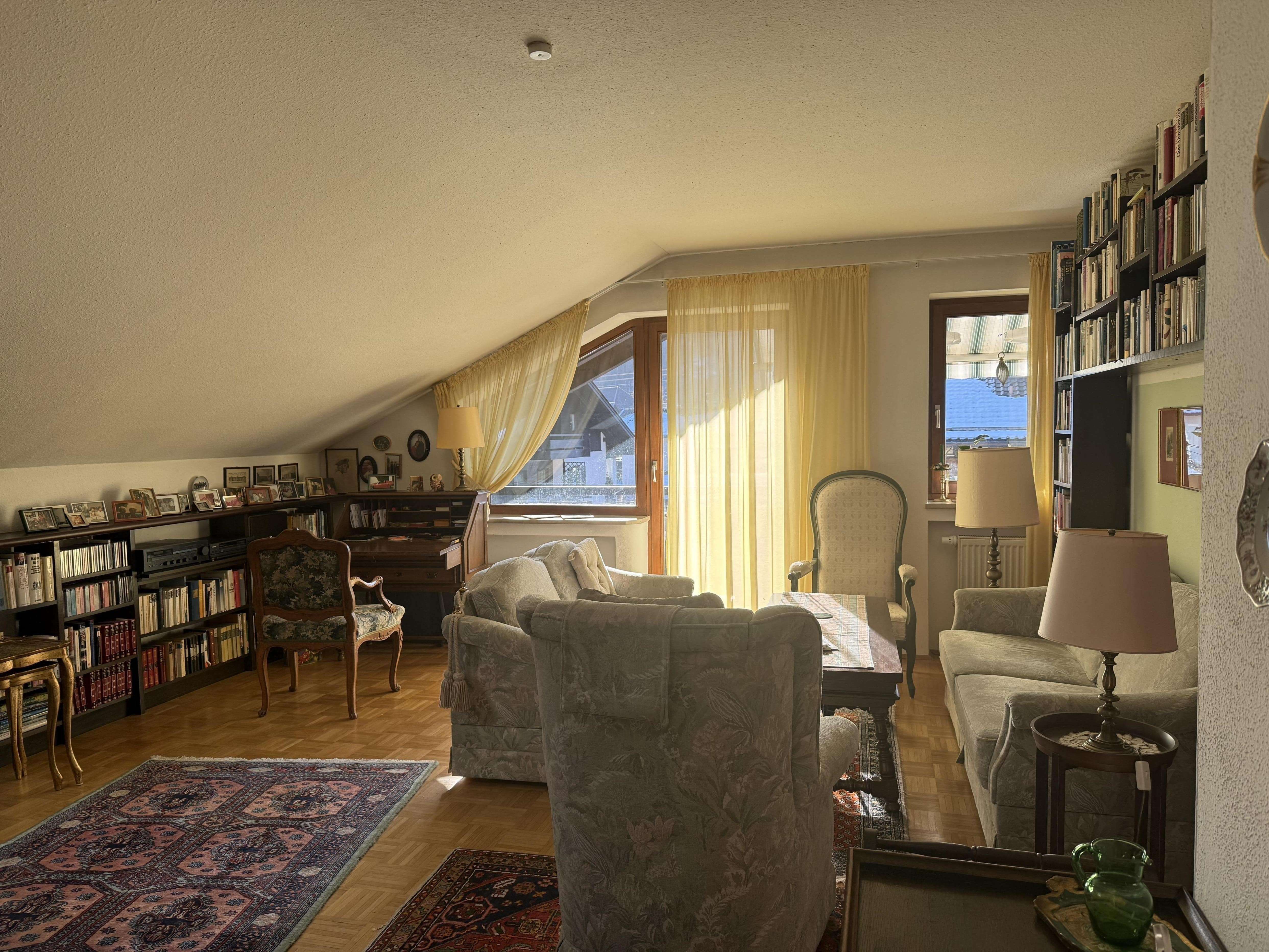 Immobilie in Oberau - Großzügige Dachgeschosswohnung mit Flair - Bild 9