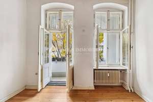 4-Zimmer-Altbau mit Stuck, hohen Decken, Dielenboden & viel Potenzial! – Beusselstr. 20, 10553 Moabit, Berlin – Vorschaubild 8