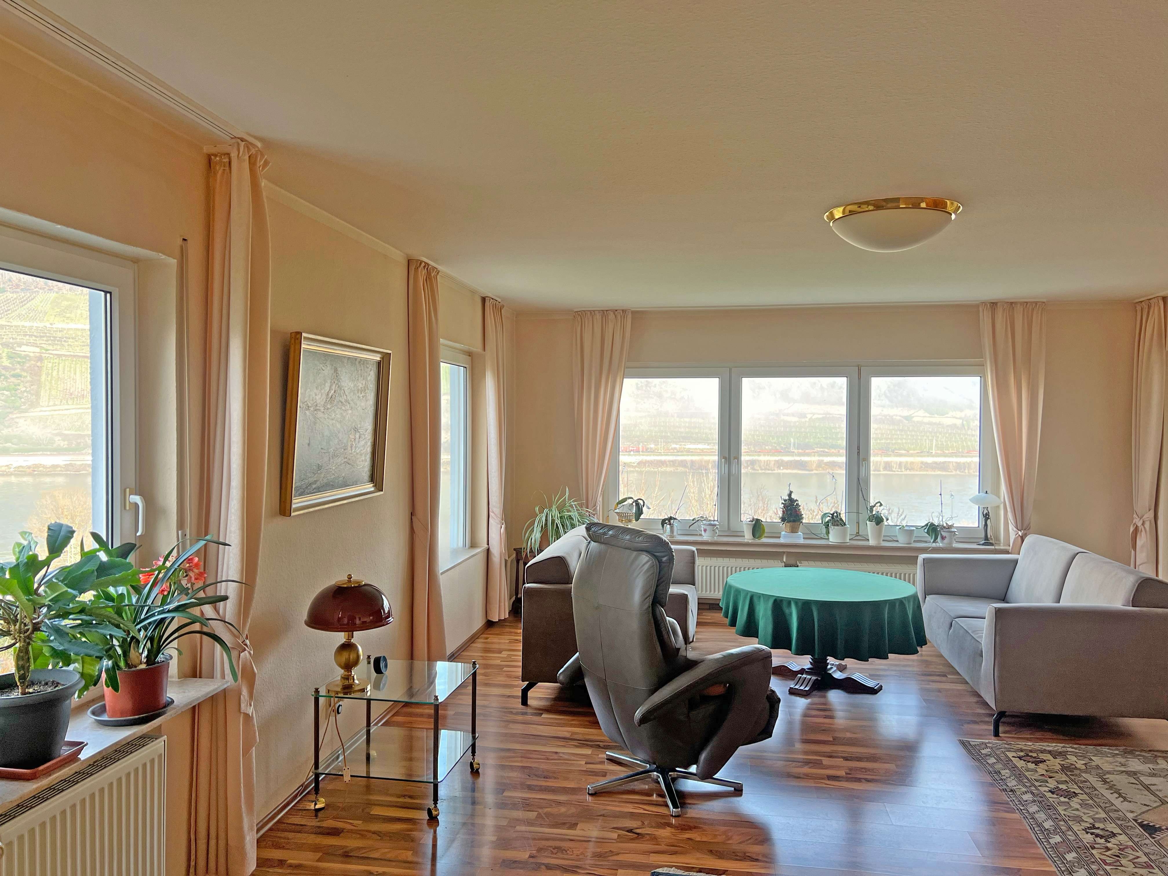 Immobilie in Trechtingshausen - ☀️ Wohnjuwel in exponierter Rheinlage | Zweifamilienhaus - Bild 8