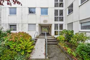 Kapitalanlage gesucht? Solide vermietete 4-Zimmer-Wohnung mit Loggia, Stellplatz und TG-Stellplatz – Die vollständige Adresse der Immobilie erhältst du vom Anbieter., 53123 Duisdorf, Bonn – Vorschaubild 8