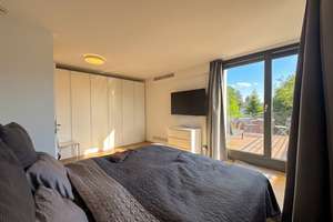 EXKLUSIVES PENTHOUSE IM BAUHAUSSTIL MIT RHEIN - BLICK, DREI TERRASSEN UND TG - STELLPLATZ – Die vollständige Adresse der Immobilie erhältst du vom Anbieter., 50996 Rodenkirchen (Ortsteil), Köln – Vorschaubild 18