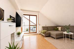 Charmante und helle 2-Zimmer-Dachgeschosswohnung mit Weitblick – Die vollständige Adresse der Immobilie erhältst du vom Anbieter., 86368 Gersthofen – Vorschaubild 6