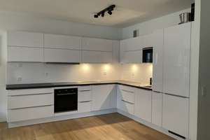 Maritimes Flair,  stilvolle 3- Zimmer Wohnung , Blick auf den Rhein und den Mainzer Zollhafen – Taunusstrasse 73, 55118 Neustadt, Mainz – Vorschaubild 13