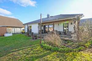 Heinz von Heiden Bungalow mit Kamin, Garten & Top-Ausstattung! – Havelland (Kreis) – Vorschaubild 12