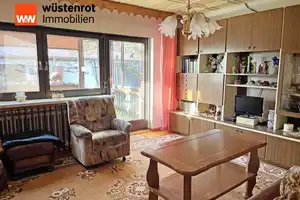 IDYLLE IN DER STADT: HAUS MIT EINBAUKÜCHE + VOLLKELLER + NEBENGEBÄUDE + GROSSEM GRUNDSTÜCK – Mecklenburg-Strelitz (Kreis) – Vorschaubild 16