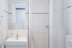 Zwischen KaDeWe & Viktoria-Luise-Platz: 3 Zimmer, 2 Loggien, 1 privater Stellplatz – Die vollständige Adresse der Immobilie erhältst du vom Anbieter., 10777 Schöneberg, Berlin – Vorschaubild 6