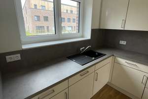 Eckreihenhaus mit 4 Zimmern auf ca. 119 m² Wohnfläche, zwei Carportstellplätze, Kellerraum – Mirjam-Pressler-Weg 3b, 22941 Bargteheide – Vorschaubild 3