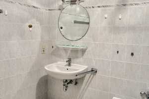 Property thumbnail 13