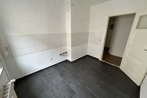 Gemütliche 3-Zimmer-Wohnung im Erdgeschoss! – Elisenstraße 19, 39122 Magdeburg – Vorschaubild 3