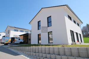 Ideale Kapitalanlage oder attraktives Eigenheim in naturnaher Lage -modernes KfW-40 Einfamilienhaus – Die vollständige Adresse der Immobilie erhältst du vom Anbieter., 92277 Hohenburg – Vorschaubild 42