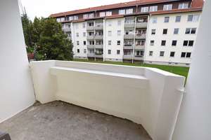 vermietet: Gutgeschnittene 4 Zimmerwohnung mit Balkon und Blick ins Grüne! – Talstraße 62, 9117 Reichenbrand, Chemnitz – Vorschaubild 8