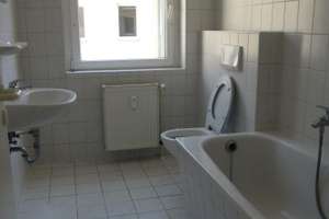 Gemütliche 2-Raum-Wohnung mit Balkon - erster Monat kaltmietfrei! – Halberstädter Straße 151, 39112 Sudenburg, Magdeburg – Vorschaubild 5