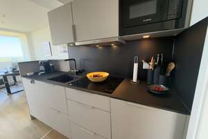 Moderne 2-Zimmer-Ecksuite mit TG-Stellplatz und herrlichem Trave- und Meerblick – Die vollständige Adresse der Immobilie erhältst du vom Anbieter., 23570 Travemünde, Lübeck – Vorschaubild 6