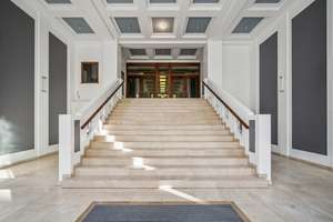 Außergewöhnliche 3-Zimmer-Wohnung im „Isar Stadtpalais“ - Wohnen in einem Haus mit Geschichte & C...