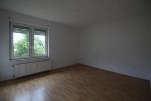 HELLE FAMILIENWOHNUNG in BLIEDINGHAUSEN mit GEMEINSCHAFTSGARTEN – Friedensstraße 10, 42855 Bliedinghausen, Remscheid – Vorschaubild 3