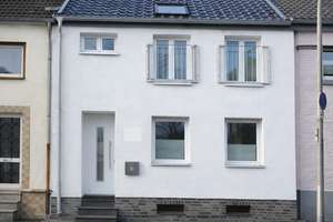 Ein Zuhause für heute. Ein Wert für morgen. Kernsaniertes Stadthaus in bester Lage Köln-Klettenberg!