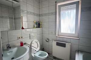 Großzügiges DHH mit Einliegerwohnung  zur Miete in Offenbach am Main – Die vollständige Adresse der Immobilie erhältst du vom Anbieter., 63071 Bachschule, Offenbach am Main – Vorschaubild 8