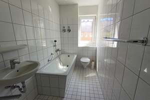 Ade Hotel Mama... 2. OG rechts – Fritz-Reuter-Straße 4, 6217 Merseburg – Vorschaubild 5