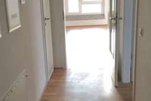 Herrliche, perfekt geschnittene 3-Zimmer Wohnung mit Loggia in München-Freiham, 1. OG – Die vollständige Adresse der Immobilie erhältst du vom Anbieter., 81249 Freiham, München – Vorschaubild 8