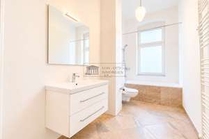 Stilvoller Altbau mit Balkon – saniert, charmant & lichtdurchflutet – 10247 Friedrichshain, Berlin – Vorschaubild 5