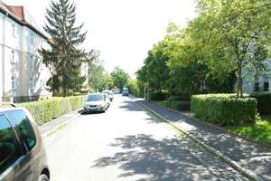 ++ Charmante geräumige 3-Raumwohnung mit Terrasse und TG-Stellplatz in Dresden Seidnitz Dobritz ++ – Die vollständige Adresse der Immobilie erhältst du vom Anbieter., 1237 Seidnitz/Dobritz, Dresden – Vorschaubild 2