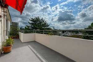 Urdenbach: Gepflegte 3-Zimmer-Wohnung mit Süd-Ost-Balkon, Aufzug & Tiefgarage – Die vollständige Adresse der Immobilie erhältst du vom Anbieter., 40593 Urdenbach, Düsseldorf – Vorschaubild 7
