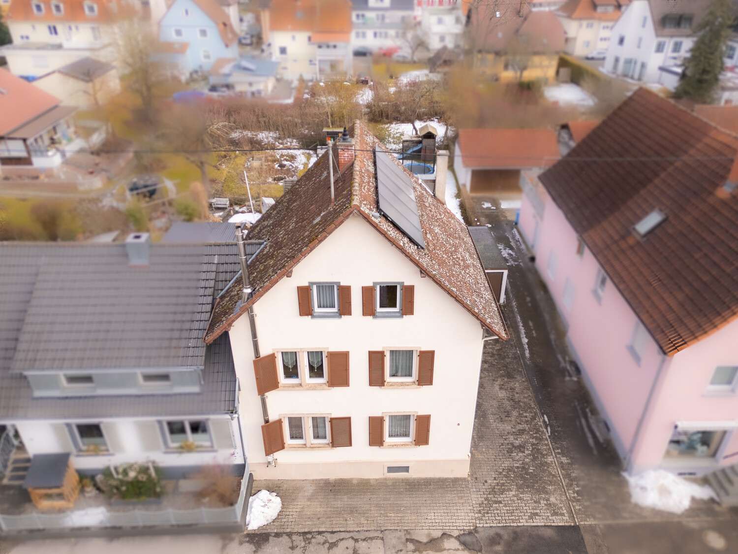 Zweifamilienhaus mit vielen Möglichkeiten, Tuttlingen Kreis – Bild 3