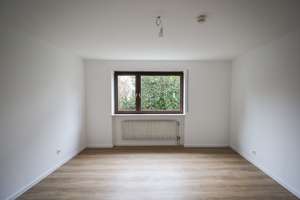 Zwei Immobilien zu einem Preis - Reihenendhaus mit angebautem Dreifamilienhaus! – Die vollständige Adresse der Immobilie erhältst du vom Anbieter., 79541 Lörrach – Vorschaubild 11