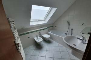 Doppelhaushälfte in Berlin-Buckow mit Sauna in sehr ruhiger Lage - zum 01.11.2026 bezugsfrei – Die vollständige Adresse der Immobilie erhältst du vom Anbieter., 12349 Buckow, Berlin – Vorschaubild 4