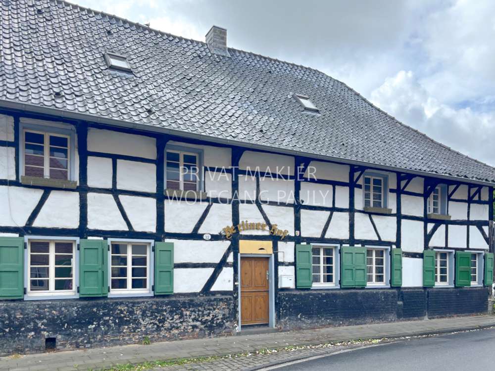 Anno 1680 nach Ende des 30jährigen Krieges erbaut ++ Der Berliner Hof steht nun zum Verkauf, Neuss Rhein Kreis – Bild 3