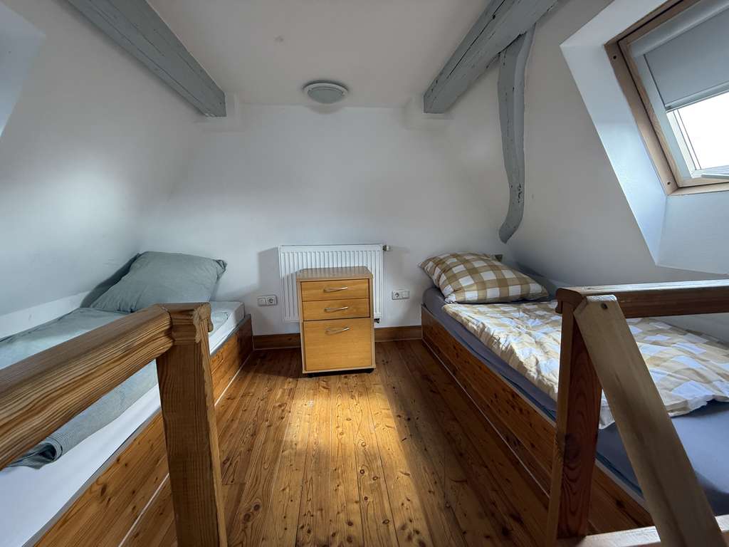 Immobilie in Steinbach - 2 Gästehäuser in City-Lage von Steinbach - Bild 2