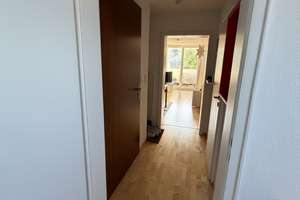 Zwei Zimmer direkt am Südpark Helle Dachgeschosswohnung mit Balkon in 6 Parteien-Haus – Breitbrunner Str. 24, 81379 Am Waldfriedhof, München – Vorschaubild 6