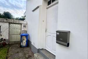 ​Attraktives Zweifamilienhaus als Kapitalanlage (ohne Makler) in Hamburg-Rahlstedt