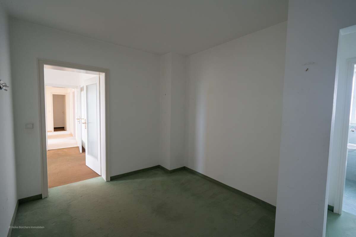 ***Heike Borchers Immobilien***Imposante Familienwohnung mit ausreichend Platz***inkl. PV-Anlage***, München Kreis – Bild 3