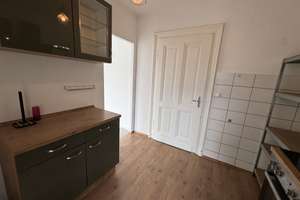 Renovierte 2-Zimmer-Wohnung mit Balkon und EBK in Mönchengladbach – Schwogenstraße 36, 41063 Eicken, Mönchengladbach – Vorschaubild 2