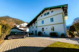 Attraktives, Top Saniertes Stilanwesen (Mehrfamilienvilla) in zentraler Lage von Partenkirchen – Garmisch-Partenkirchen (Kreis) – Vorschaubild 3