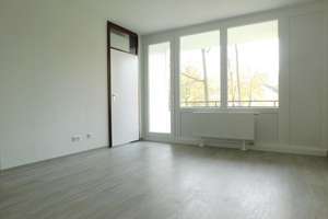 Ansprechende, großzügige 3-Zimmer-Wohnung mit Wand und Bodenbelag – Speckestr. 18, 44357 Westerfilde, Dortmund – Vorschaubild 4