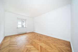 Liebevoll kernsanierte und Denkmal geschützte  4 Zi Altbau-Wohnung in ruhiger Lage – Lautensackstr. 12, 80687 Friedenheim, München – Vorschaubild 4