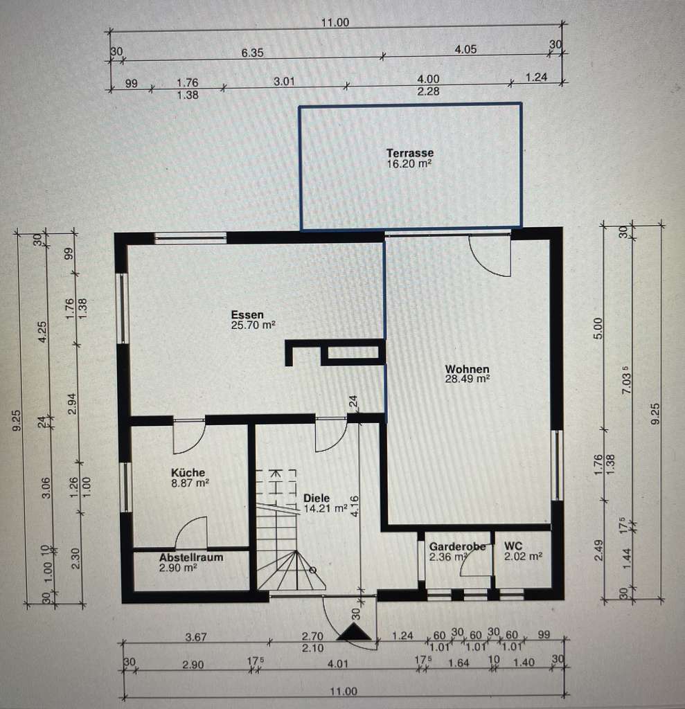 Immobilie in Burgwedel - Gepflegtes Einfamilienhaus mit 5 Zimmern in Großburgwedel- Gewerbe nötig!! - Bild 1