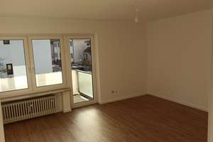 Sonnige 3-Zimmer-Wohnung, 2 Balkone in Bogenhausen, München – Die vollständige Adresse der Immobilie erhältst du vom Anbieter., 81677 Parkstadt, München – Vorschaubild 3