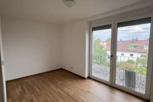 Sonniges 3-Zimmer-Penthouse mit Balkon – Die vollständige Adresse der Immobilie erhältst du vom Anbieter., 80935 Lerchenau-Ost, München – Vorschaubild 7